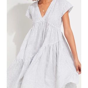 Vineyard Vines linen tiered midi dress